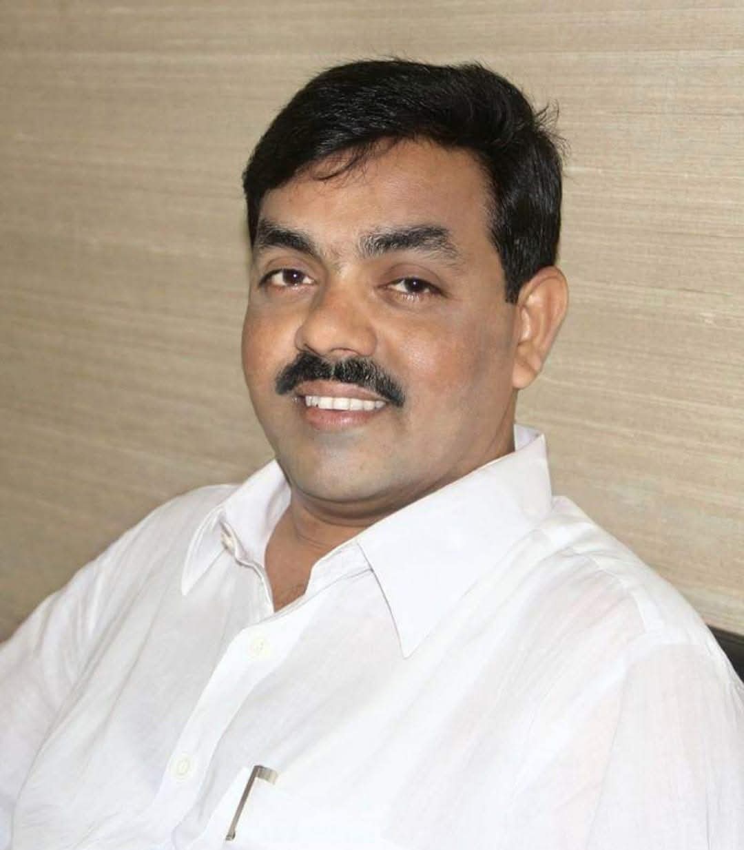 वेंगुर्ला नगरपालिका निवडणुकीत मविआत फूट, विलास गावडे काँग्रेसकडून नगराध्यक्षपदासाठी उमेदवारी अर्ज दाखल करणार