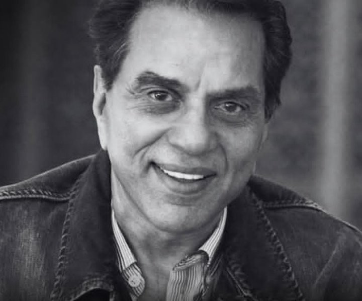 ज्येष्ठ अभिनेते धर्मेंद्र यांचे निधन: एक युगाचा अंत