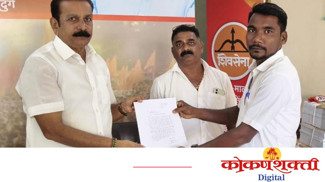 मालवण ग्रामीण रुग्णालयातील कंत्राटी स्वच्छता कामगारांच्या प्रश्नांची शिवसेनेकडून दखल