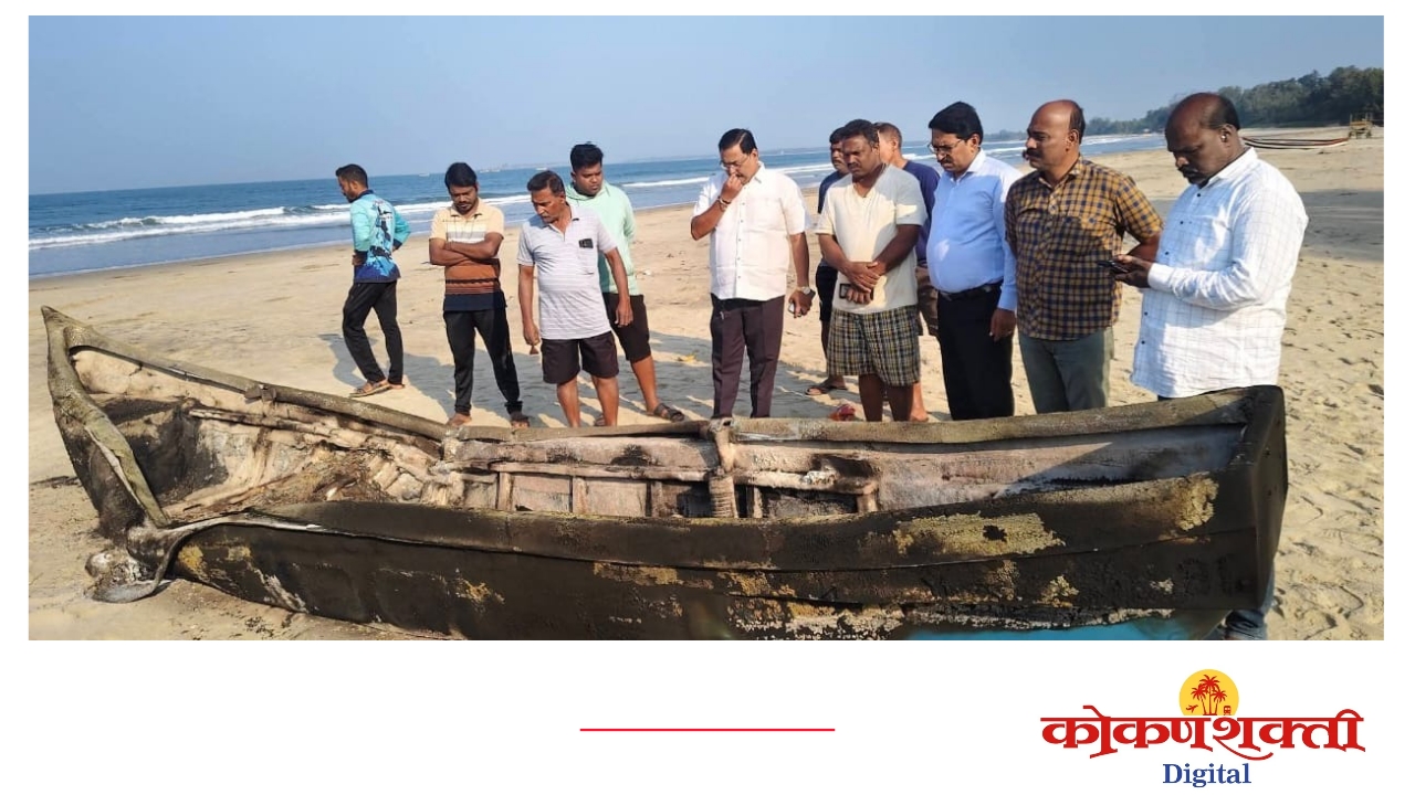 तारकर्ली किनाऱ्यावर मच्छिमाराची नौका जळून खाक; दोन लाखांहून अधिकचे नुकसान.. शिवसेनेचे मच्छीमार सेलचे मदतीचे आश्वासन