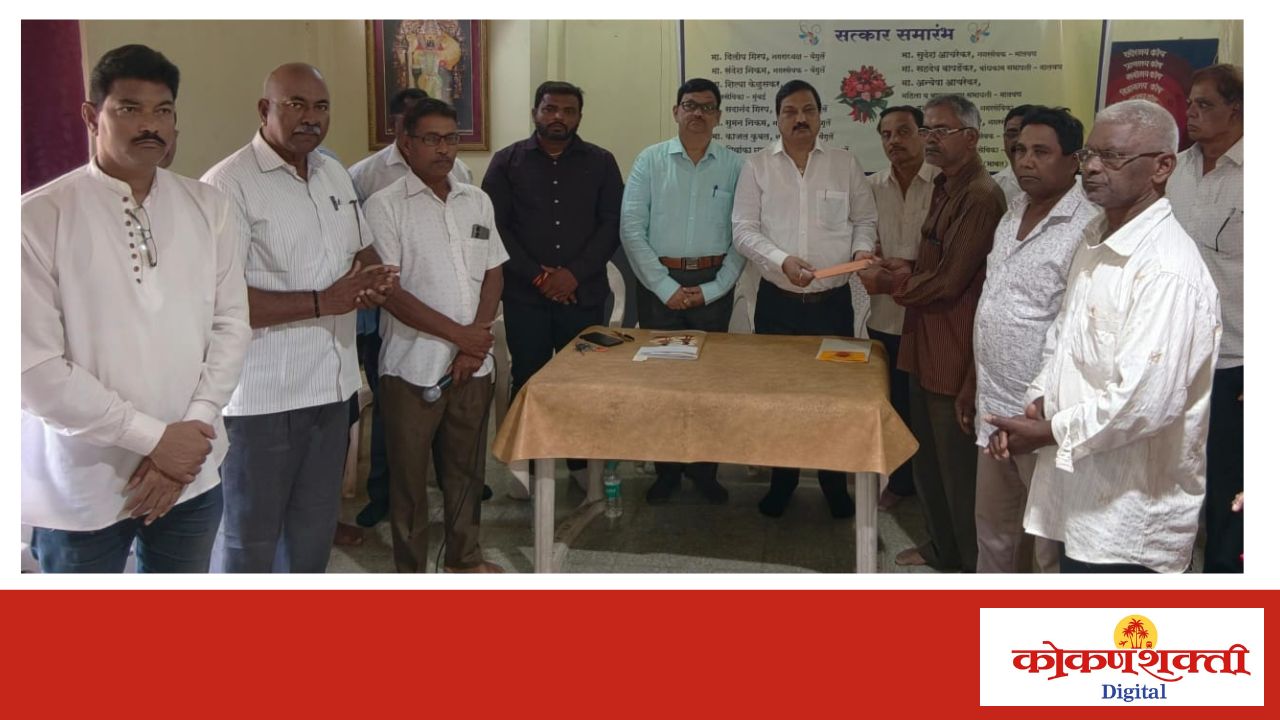 तळाशीलच्या तेरेकर रापण संघाला गाबीत समाजाकडून आर्थिक मदत