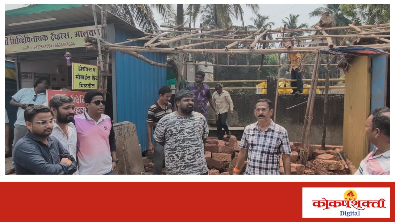 मालवणमध्ये अतिक्रमणावरून तणाव; ठाकरे शिवसेना नगरसेवकांनी भरड येथे अनधिकृत बांधकाम रोखले