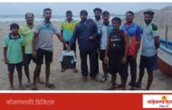 समुद्रकिनारी वाहून आलेल्या 'मास्कड बुबी' या दुर्मिळ पक्ष्याला जीवदान