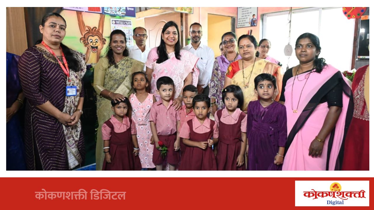 विभागीय आयुक्त रुबल अग्रवाल यांची ग्राम महसूल अधिकारी कार्यालय व अंगणवाडीला भेट