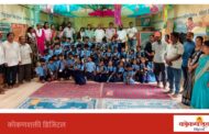 मालवण दांडी शाळेतील विद्यार्थ्यांना छत्री वाटप